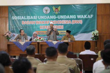 Perwakilan BWI Kota Kediri Tingkatkan Pemahaman Wakaf bagi Camat dan Lurah
