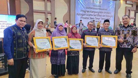 5 Sekolah di Kediri Dinobatkan Sebagai Sekolah Adiwiyata
