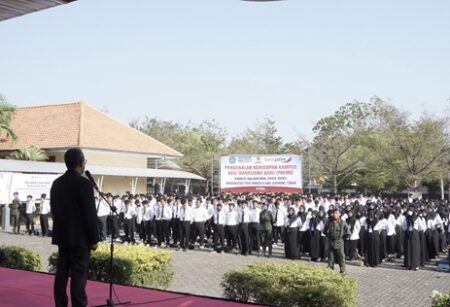 Ratusan Mahasiswa Baru Unirow Tuban Ikuti PKKMB foto beritajatim