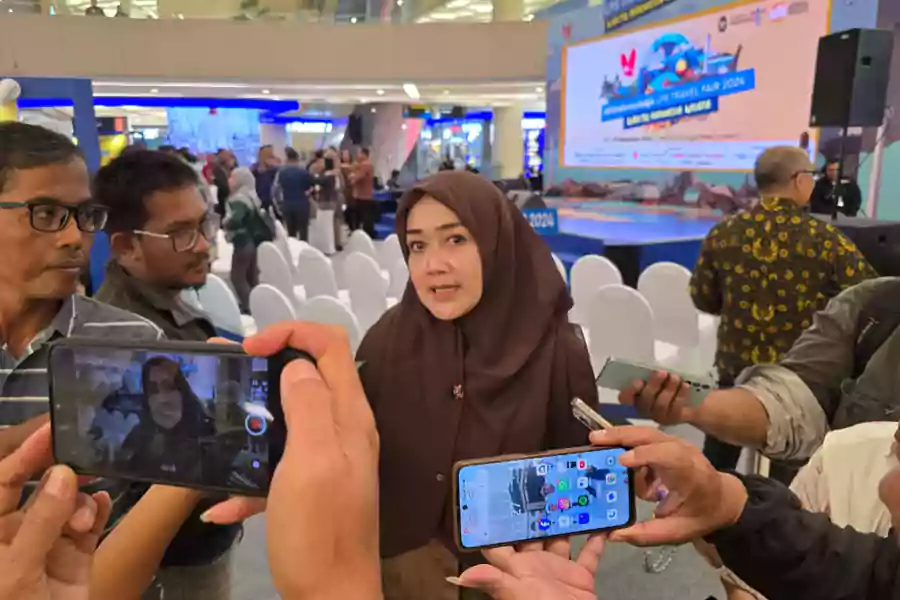 Kadisbudpar Jatim, Evy Afianasari