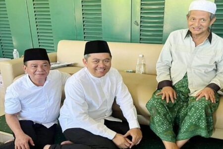 Pasangan SAE Dapat Restu Kiai Kharismatik Sidoarjo