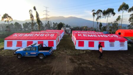 Kemensos Salurkan Bantuan Gempa Bandung, Tenda Pengungsian hingga Dapur Umum Kemensos Salurkan Bantuan Gempa Bandung, Tenda Pengungsian hingga Dapur Umum