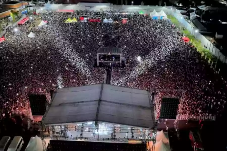 Konser Ekspectanica di Surabaya Expo Center (SBEC) hari pertama, Sabtu (31/8/2024). (Instagram/konser.jatim)