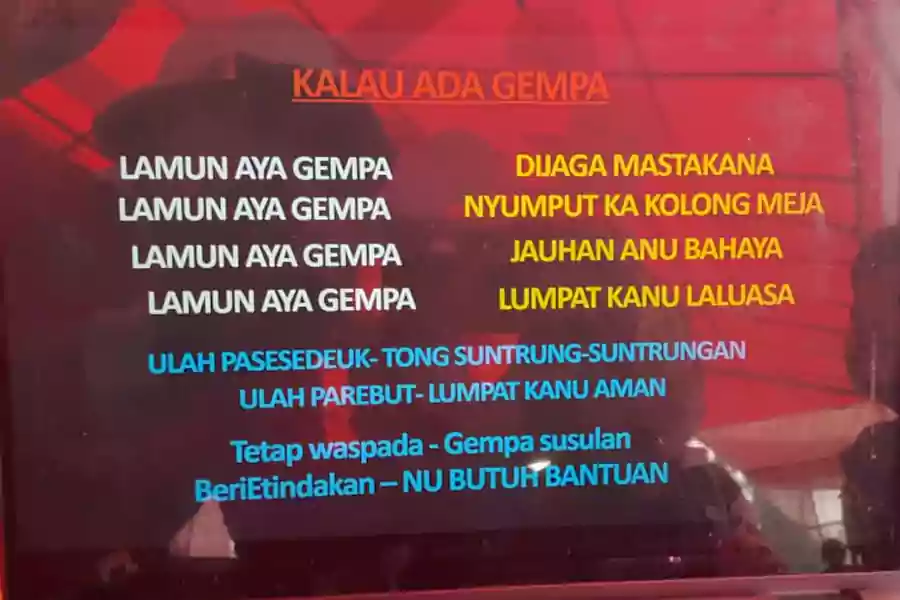 Lagu Manuk Dadali yang telah diubah liriknya untuk mitigasi bencana.