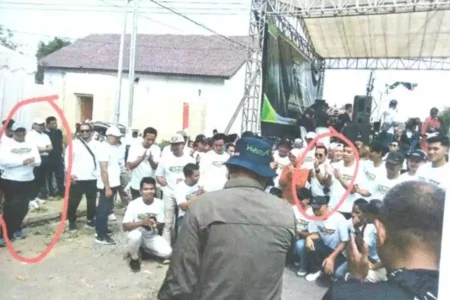 Tangkapan layar dugaan pelanggaran netralitas Camat dan Lurah di Blitar, Sabtu (21/9/2024). (Foto: Winanto/beritajatim.com)