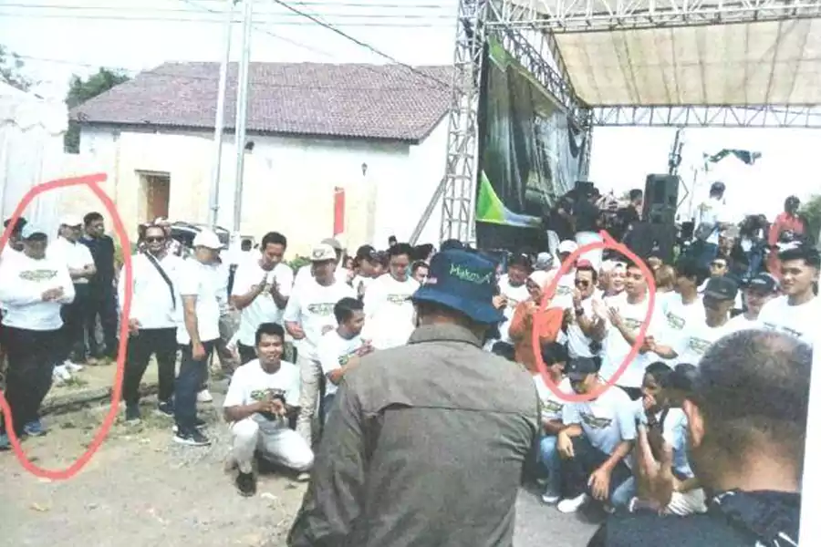 Tangkapan layar dugaan pelanggaran netralitas Camat dan Lurah di Blitar, Sabtu (21/9/2024). (Foto: Winanto/beritajatim.com)