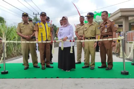 Jalan Beton Slorok-Karangrejo Blitar Resmi Difungsikan foto beritajatim