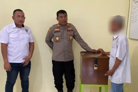 Kakek di Tuban Nekat Curi Uang Rp26 Ribu dari Kotak Amal foto berita jatim
