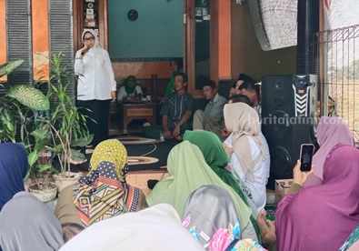 Hari Pertama Kampanye, Mundjidah Terima Banyak Keluhan foto beritajatim