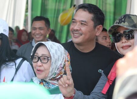 Jelang Penetapan Cabup-Cawabup di Pilkada Jombang, Ini yang Dilakukan Mundjidah-Sumrambah foto beritajatim