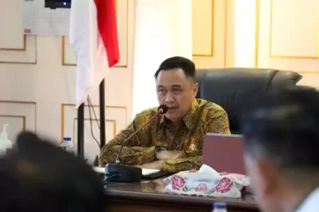 Rapat Teknis Revitalisasi Alun-Alun Merdeka di Ruang Rapat Wali Kota Malang. (Prokopim Pemkot Malang)