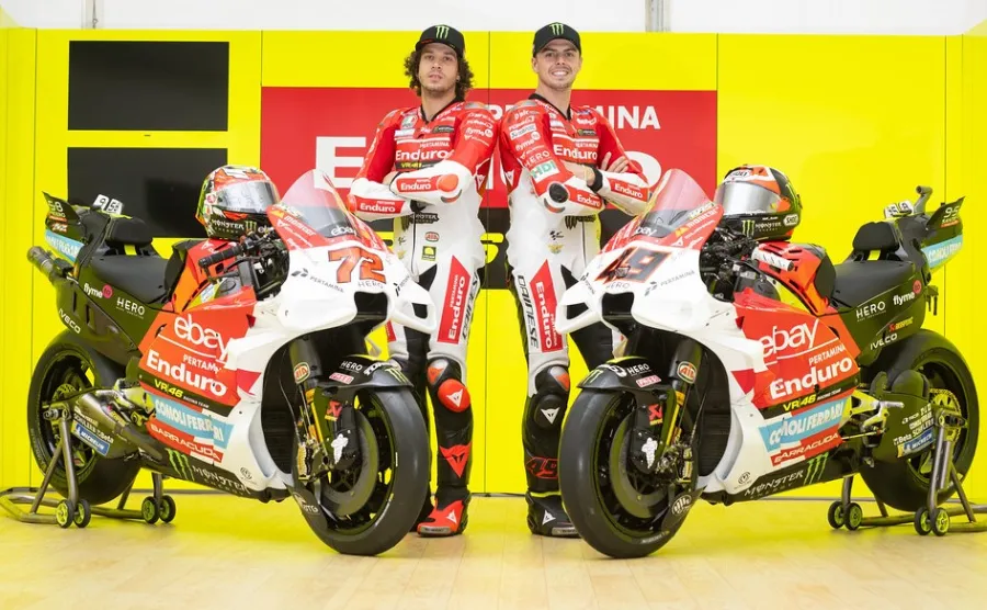 Fabio di Giannantonio dan Marco Bezzecchi dengan livery spesial MotoGP Indonesia 2024. [Foto: VR46 Racing Team]