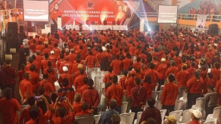Kader Banteng Diminta Berbareng Bergerak Menangkan Jagonya di Pilkada foto beritajatim
