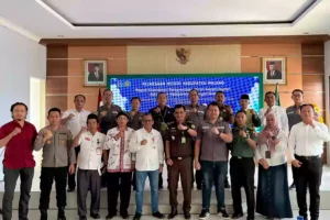 Rakor Aliran Kepercayaan, Ini Langkah Kejaksaan Kabupaten Malang Kejaksaan Negeri Kepanjen Kabupaten Malang menggelar Rapat Koordinasi (Rakor) Pengawasan Aliran Kepercayaan dan Aliran Keagamaan Masyarakat.
