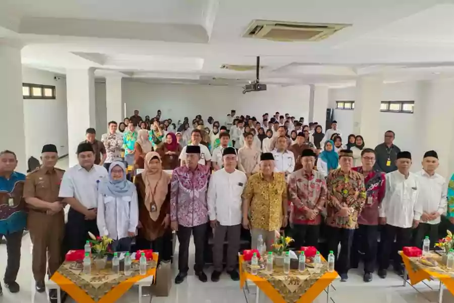 Pelatihan Vokasi Santri 3 in 1 oleh BDI Surabaya.
