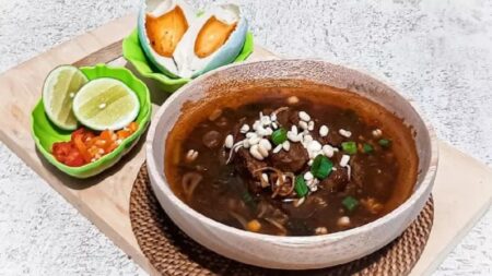 Wow! Rawon Jawa Timur dan Soto Betawi Masuk Top 50 Kuliner Sup Terbaik Dunia Versi Taste Atlas Wow! Rawon Jawa Timur dan Soto Betawi Masuk Top 50 Kuliner Sup Terbaik Dunia Versi Taste Atlas
