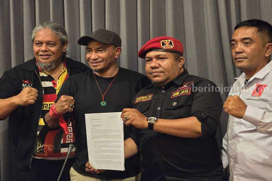 Panglima Cobra 08 bersama tiga pimpinan ormas di Jatim