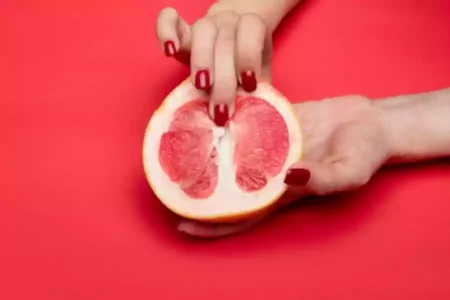 Jangan Salah! Wanita Miliki 3 Lubang di Area Kemaluan yang Fungsinya Berbeda-beda Ilustrasi kewanitaan. (Pexels/Deon Black)