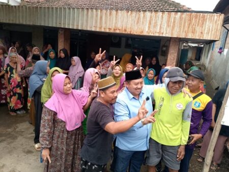 Temui Gapoktan di Brangkal Jombang, Warsubi-Salman Siap Fasilitasi Petani foto beritajatim