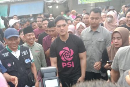Kunjungi Lamongan, Kaesang Sosialisasikan Ghofur-Shalati