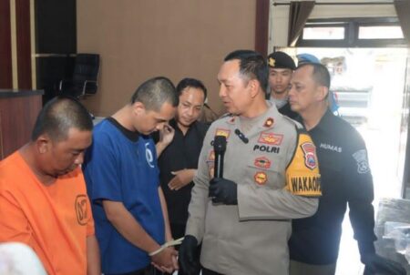 Komplotan Ini Pecah Kaca Mobil dan Gasak Uang Rp100 Juta di Blitar