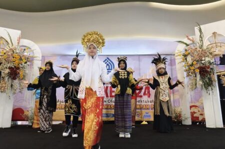 SMP Al Falah Deltasari Sidoarjo Gelar Aksi Oke Spelfad di Unimas