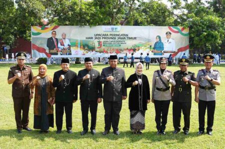 HUT Provinsi Jatim ke-79, Pemkab Kediri Komitmen Tingkatkan Kontribusi Pembangunan foto beritajatim