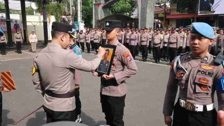 Anggota Polres Tulungagung Dipecat Akibat Suka Pinjam Duit