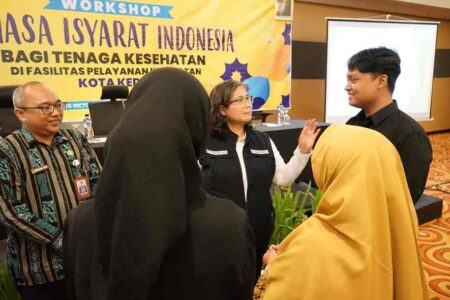 Pj Wali Kota Kediri Harap Workshop Bahasa Isyarat Indonesia Dapat Lebur Sekat Antara Tenaga Kesehatan dan Disabilitas Tunarungu Maupun Tunawicara