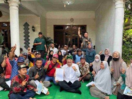 Bedah Program Andalan Cabup Kediri Deny Widyanarko Pembangunan Dusun Rp300-500 Juta, Sering Dikira Tak Masuk Akal Calon Bupati Kediri nomor urut satu Deny Widyanarko semakin memperoleh simpati dari masyarakat.