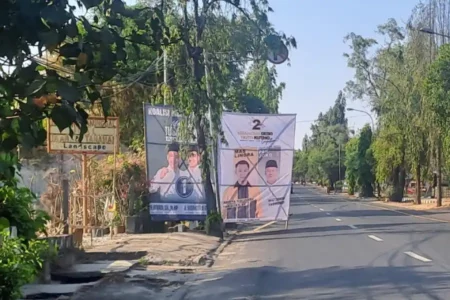 APK Lindra-Joko Bahayakan Pengguna Jalan, KPU Tuban Beri Respons Tegas foto beritajatim
