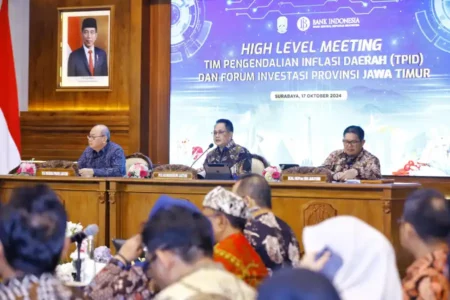 Pj. Gubernur Jatim Ajak Jaga Stabilitas Jelang Natal dan Tahun Baru foto berita jatim