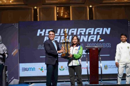 Jatim Raih 6 Emas, Luluk Diana Lifter Terbaik Putri di Kejurnas Angkat Besi Junior 2024