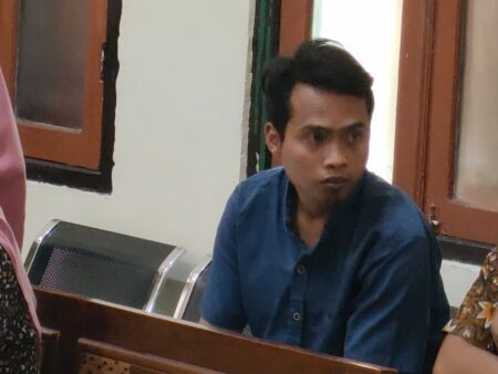 Tabrak Mesin Pompa SPBU, Sopir PT Gajah Mas Antarniaga Dituntut 2 Bulan foto beritajatim