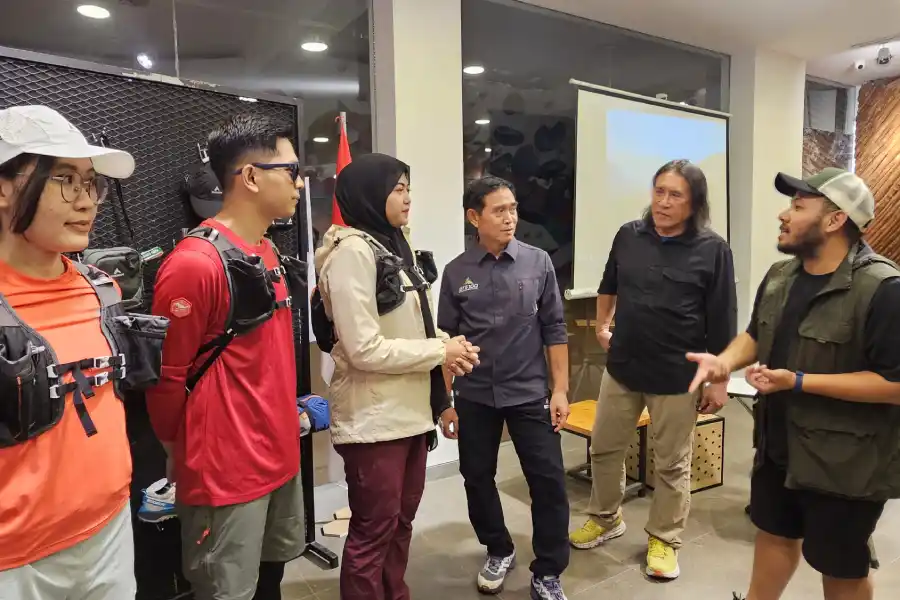 EIGER Adventure Dukung Penuh Trail Run BTS100 Ultra 2024 di Bromo Tengger Semeru Foto beritajatim