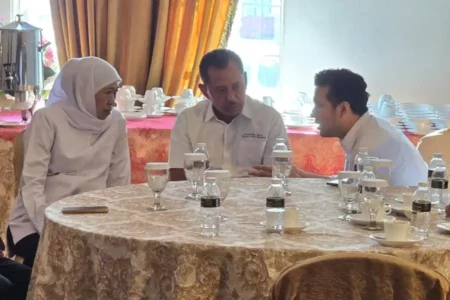 Ada ‘Pak Carik’ di Tengah-tengah Rakor Pemenangan Khofifah-Emil foto berita jatim