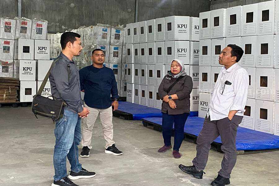 KPU Jatim Tinjau Langsung Kesiapan Logistik Pilkada Kota Probolinggo