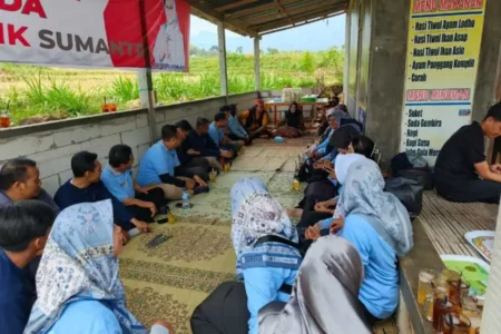 Bunda Nanik Siap Perjuangkan Nasib Guru Honorer dan Swasta di Magetan
