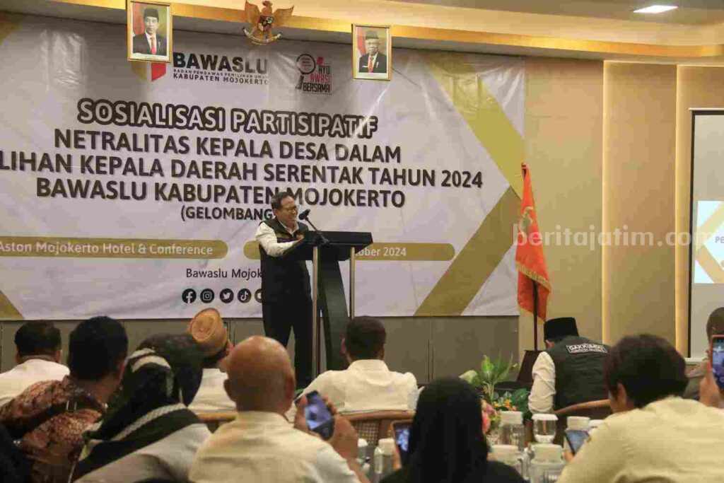 Pjs Bupati Mojokerto, Akhmad Jazuli saat Sosialisasi Partisipatif Netralitas Kepala Desa dalam Pilkada Serentak tahun 2024 di salah satu hotel di Kecamatan Puri, Kabupaten Mojokerto. [Foto : ist]