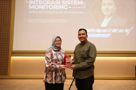 Sistekin Untag Surabaya Beri Wawasan Mahasiswa Soal Keamanan Digital