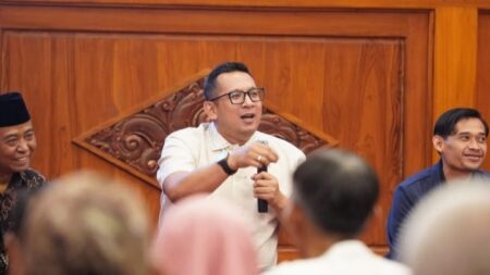 ‘Hajar Serangan Fajar untuk Memerangi Korupsi’, Pemkot Bersama KPU dan Bawaslu Kota Mojokerto Sosialisasi ke RT-RW