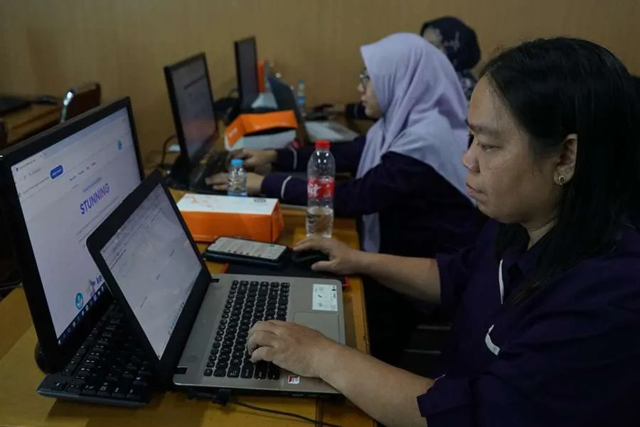 Aplikasi Stunning ciptaan Universitas Dinamika (STIKOM Surabaya)