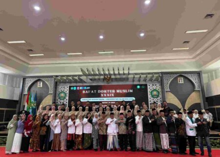 Baiat Dokter Muslim Periode XXXIX FK Unisma: Lulusan Terbaik Raih Nilai 92 pada UKMPPD