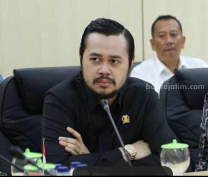 Caption: Bayu Airlangga