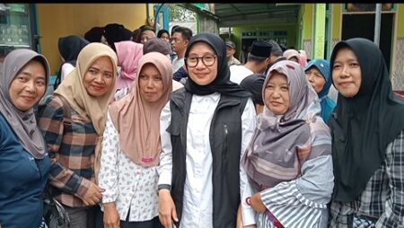 Ipuk Fiestiandani Bertekad Tangani Stunting Banyuwangi dari Akarnya foto beritajatim