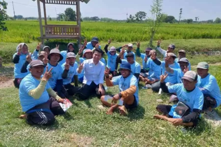 Sudah Teruji, Alasan Petani Magetan Kembali Dukung Khofifah-Emil