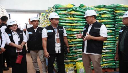 Pemkot Malang Sidak Stok dan Harga Bahan Pokok Jelang Pemungutan Suara Pilkada Pj Wali Kota Malang, Iwan Kurniawan melakukan sidak ketersediaan stok bahan pokok dan harga.
