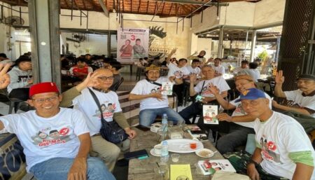 Dukungan Risma-Gus Hans di Pilgub Jatim 2204 dari Alumni Unair Jaringan Arek Ksatria Airlangga (JAKA).