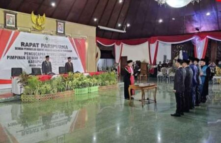 Pimpinan DPRD Pamekasan Resmi Dilantik, Ini Komposisinya