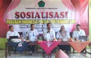 Tingkatkan Kinerja, Disdikbud Pamekasan Sosialisasikan PIP Bagi SMP Negeri dan Swasta